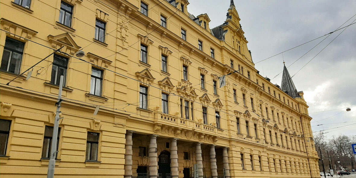 2020/02/21,,Prague,,Czech,Republic:,Municipal,Court,In,Prague,In,Spalena