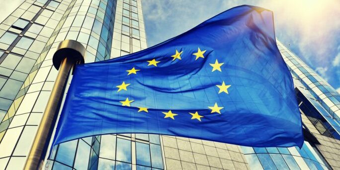 shutterstock_317833073_1